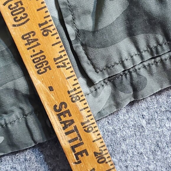 OLD NAVY Women’s Army Camo Flag Utility Full Zip Jacket Flap pockets Sz XS Small - Picture 10 of 13